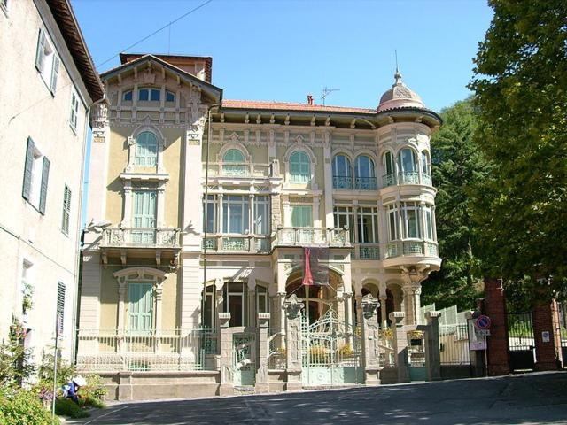 VILLA ROSA  - MUSEO DELL'ARTE VETRARIA