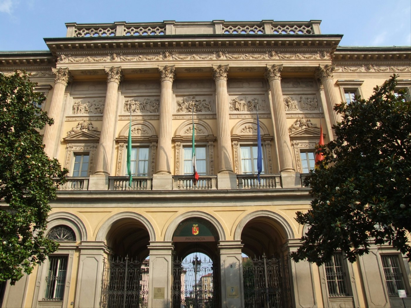PALAZZO DELLA PROVINCIA I Luoghi del Cuore FAI