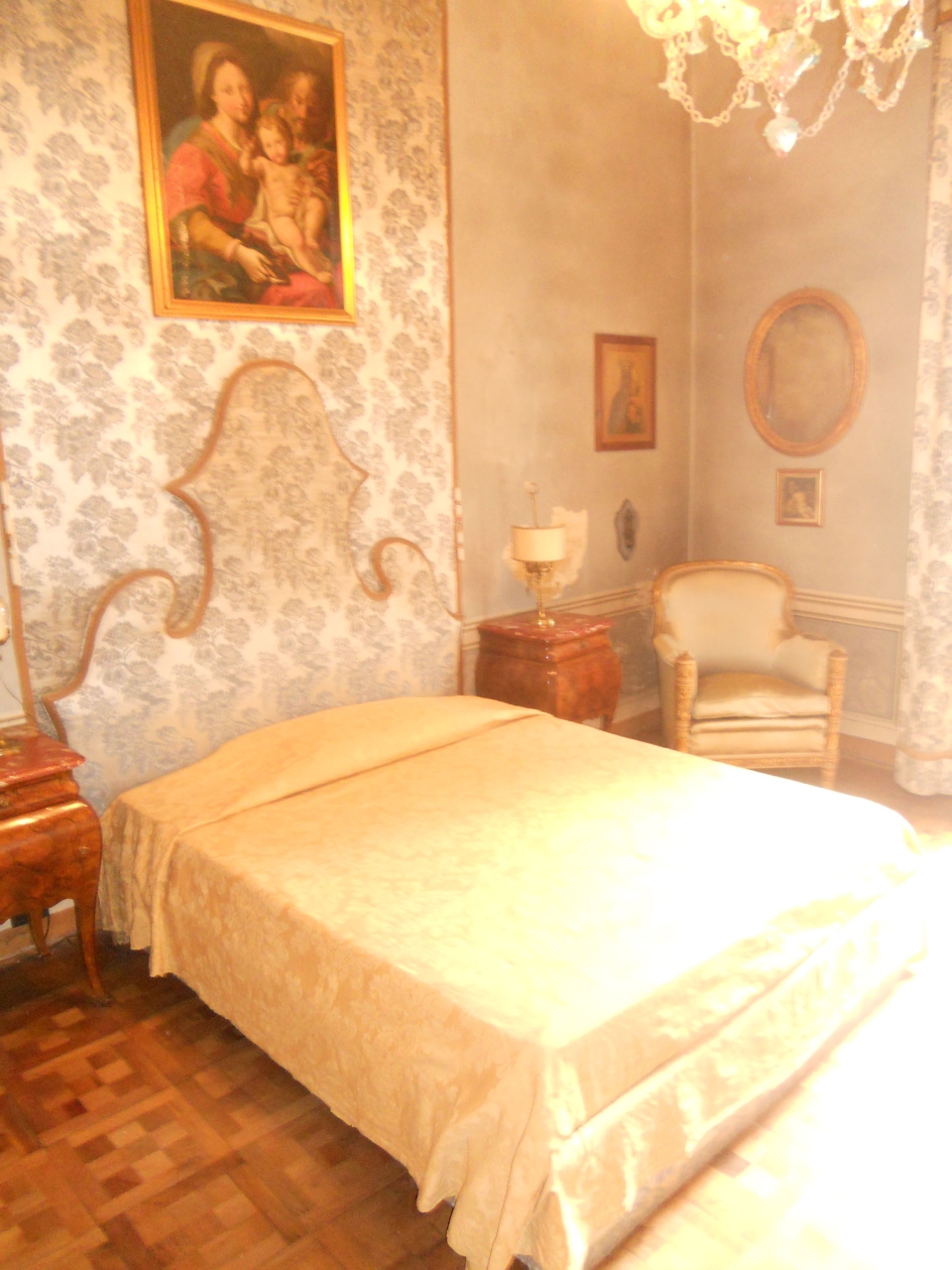 PALAZZO LUZZAGO CANTONI MARCA DI ROSA