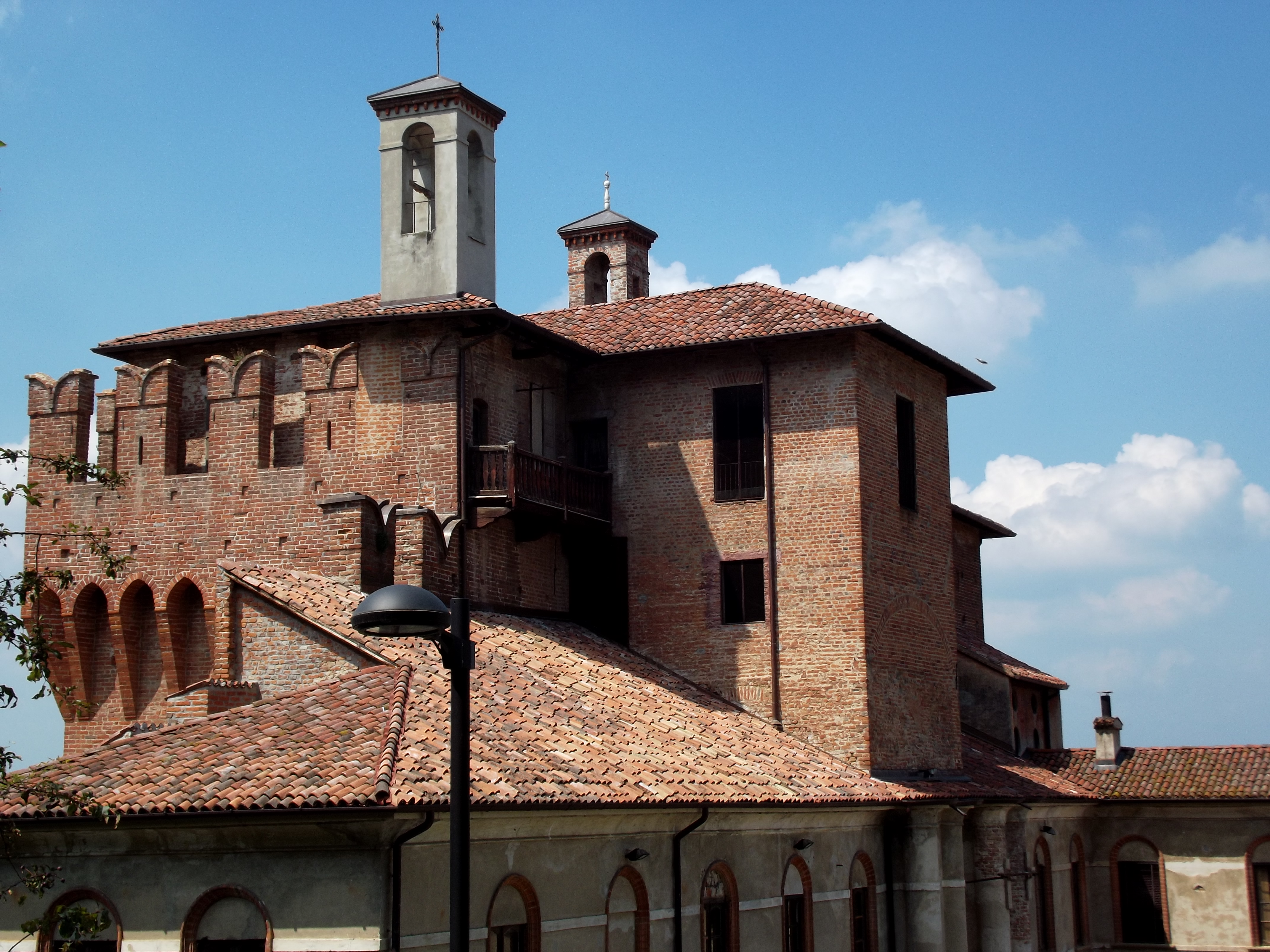 In quale Casa vi smisterà il Cappello Parlante al castello di Belgioioso? -  Around Family Blog