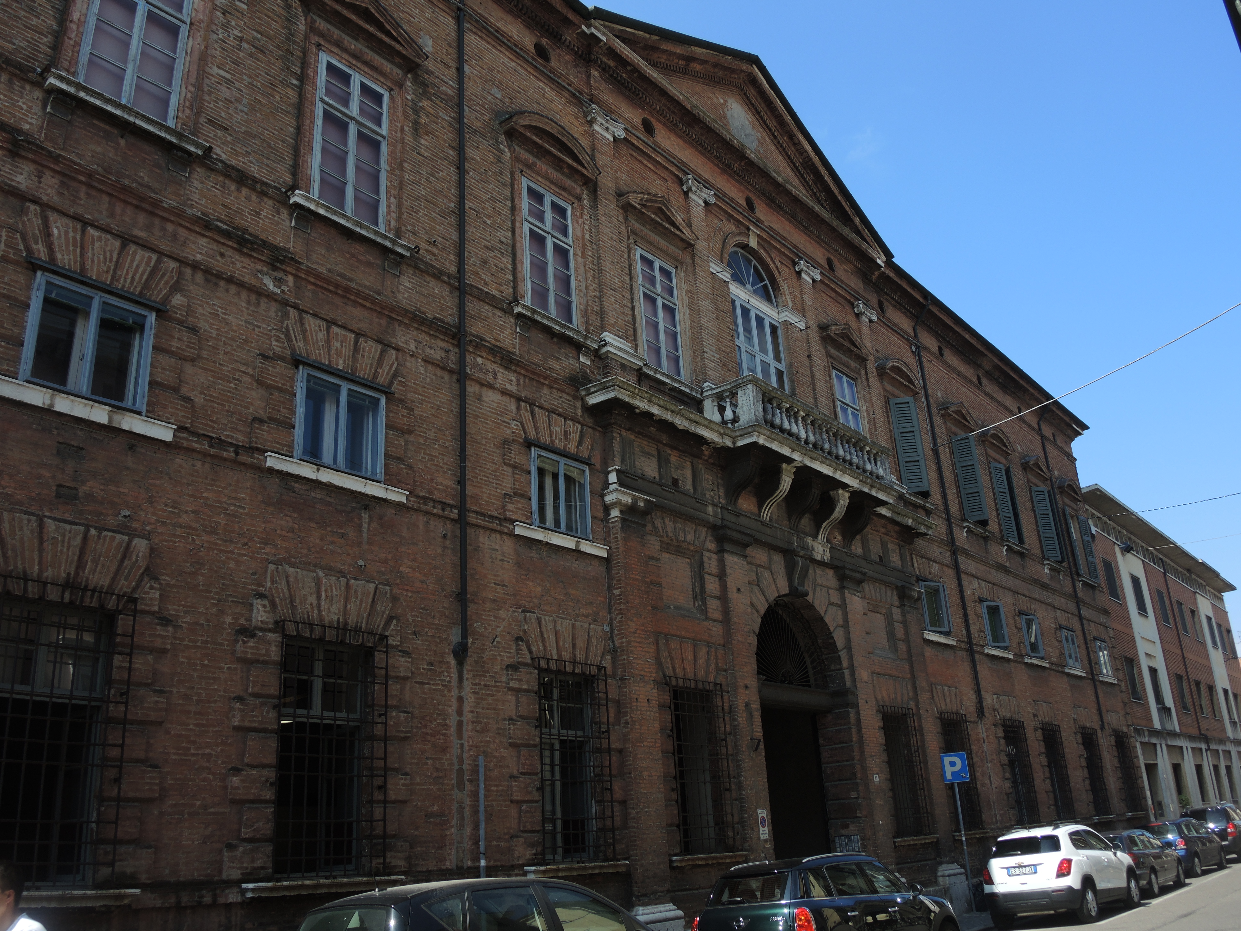 PALAZZO BARBETTA EX REALE ALBERGO 