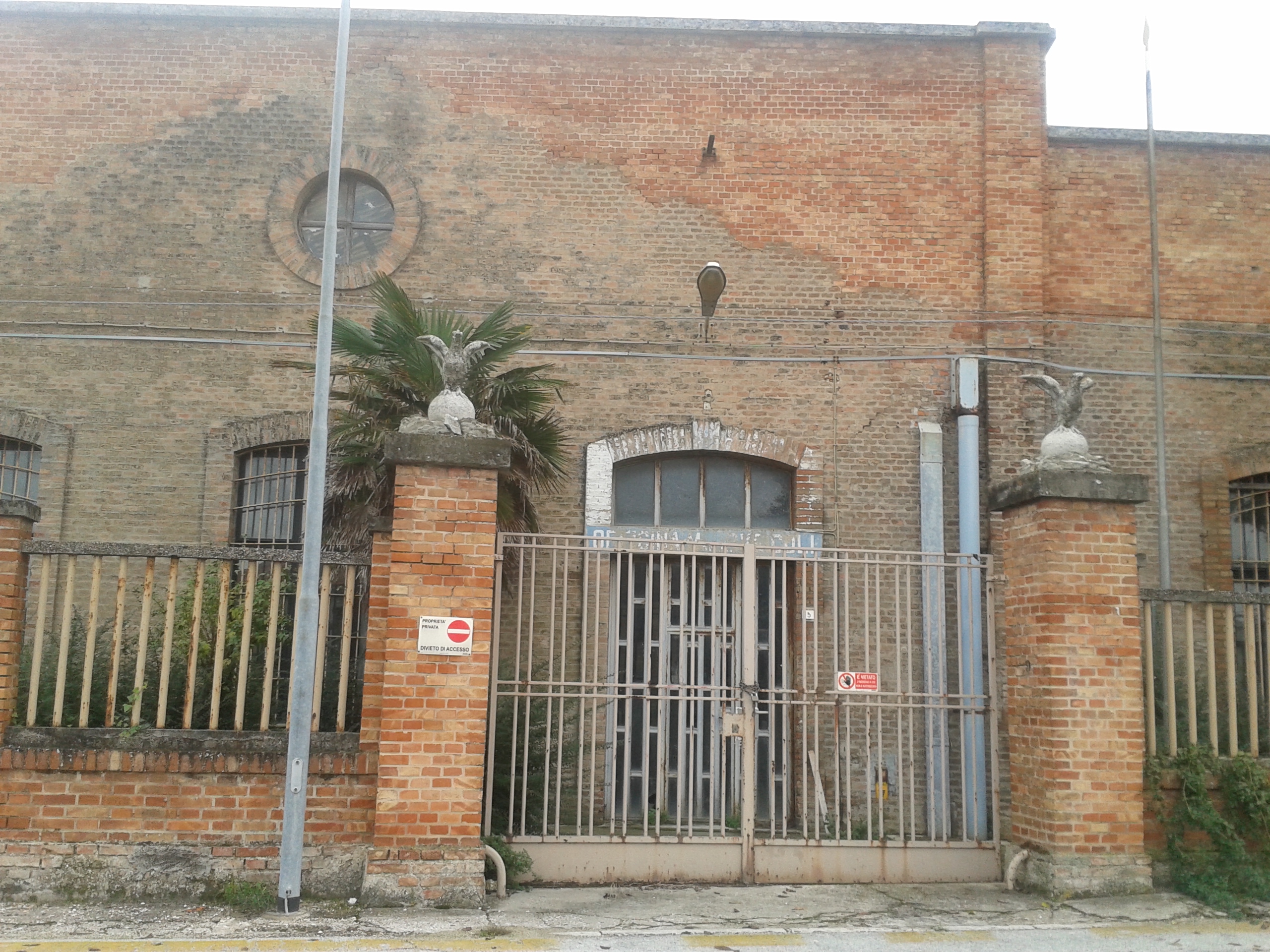 EX OFFICINA FERROVIARIA "SQUADRA RIALZO"