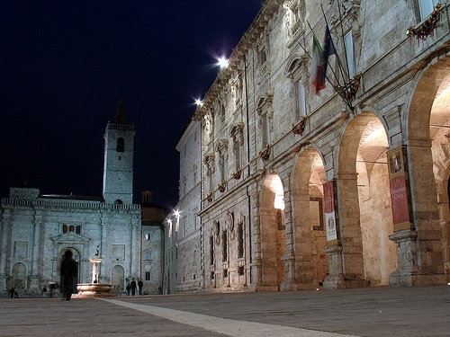 PIAZZA ARRINGO I Luoghi del Cuore FAI