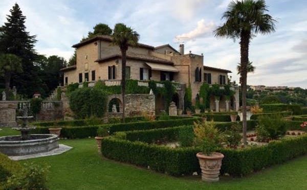 VILLA CATTANI STUART