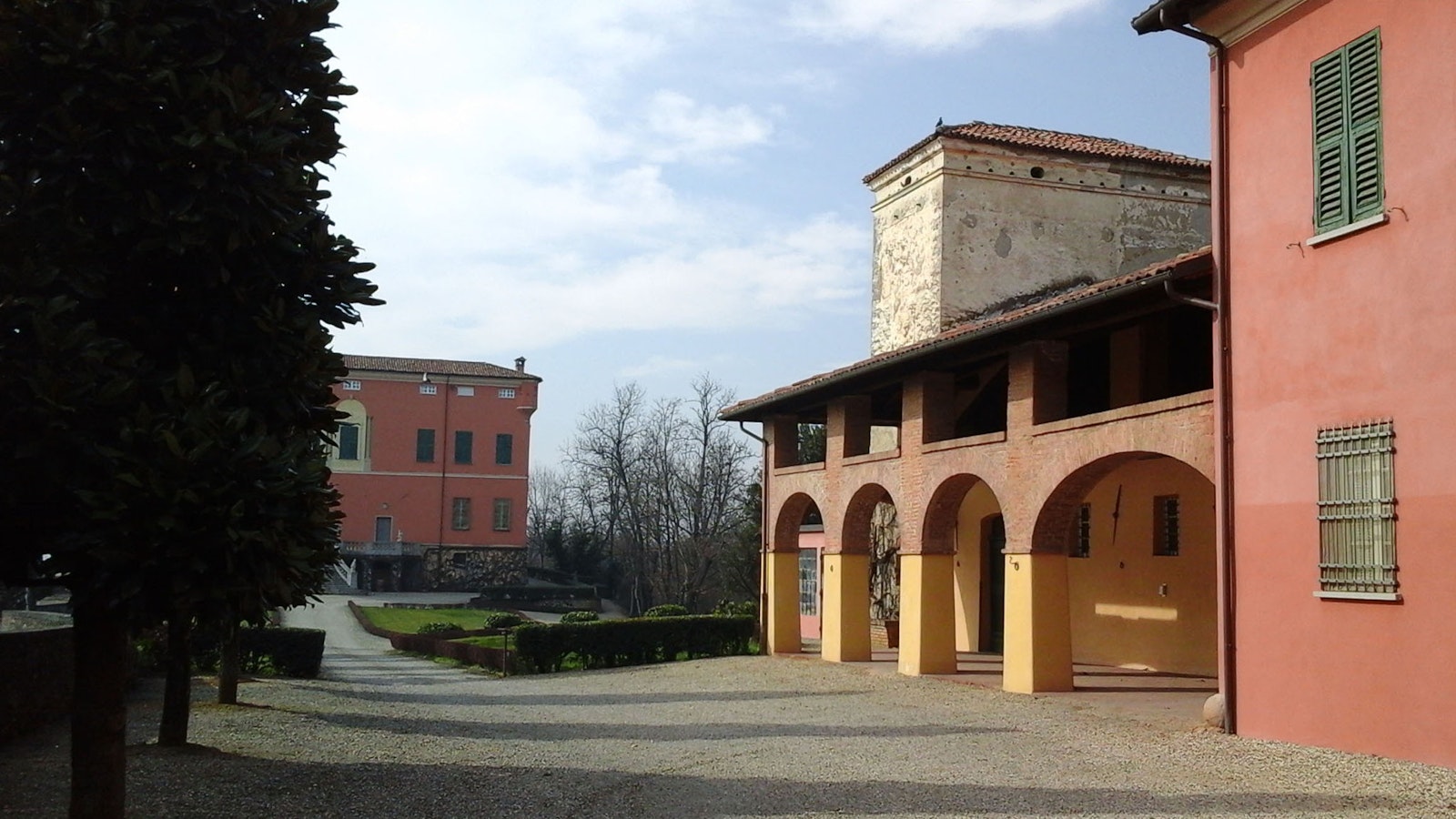 CASTELLO DI PASTURANA Luogo FAI
