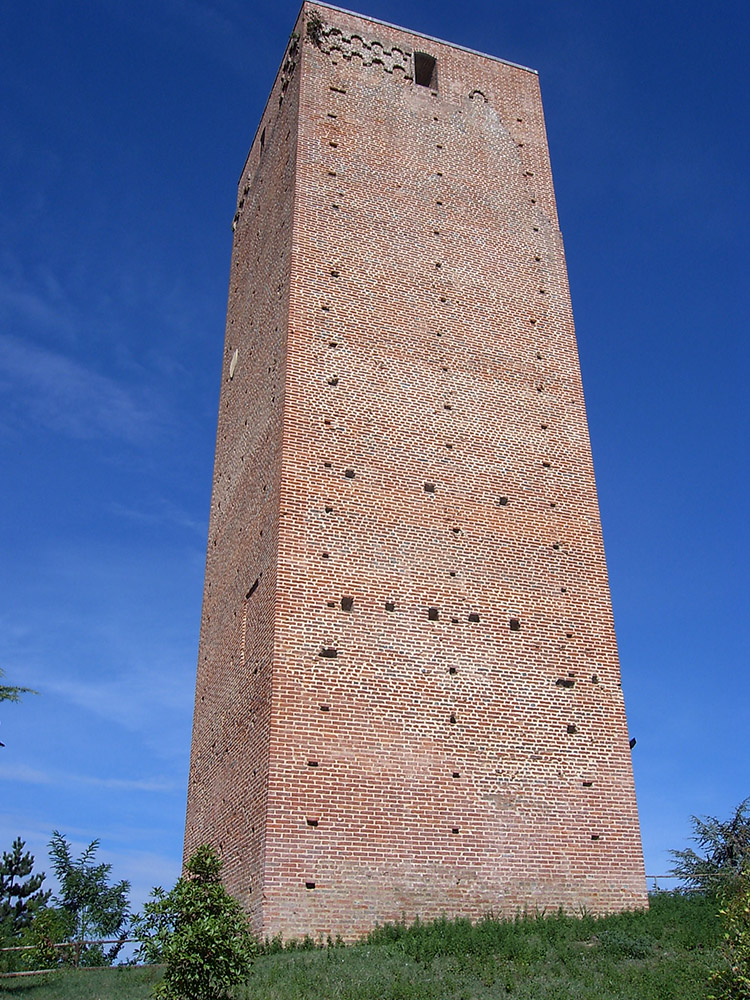 TORRE MEDIEVALE – MUSEO “LA TORRE E IL FIUME"