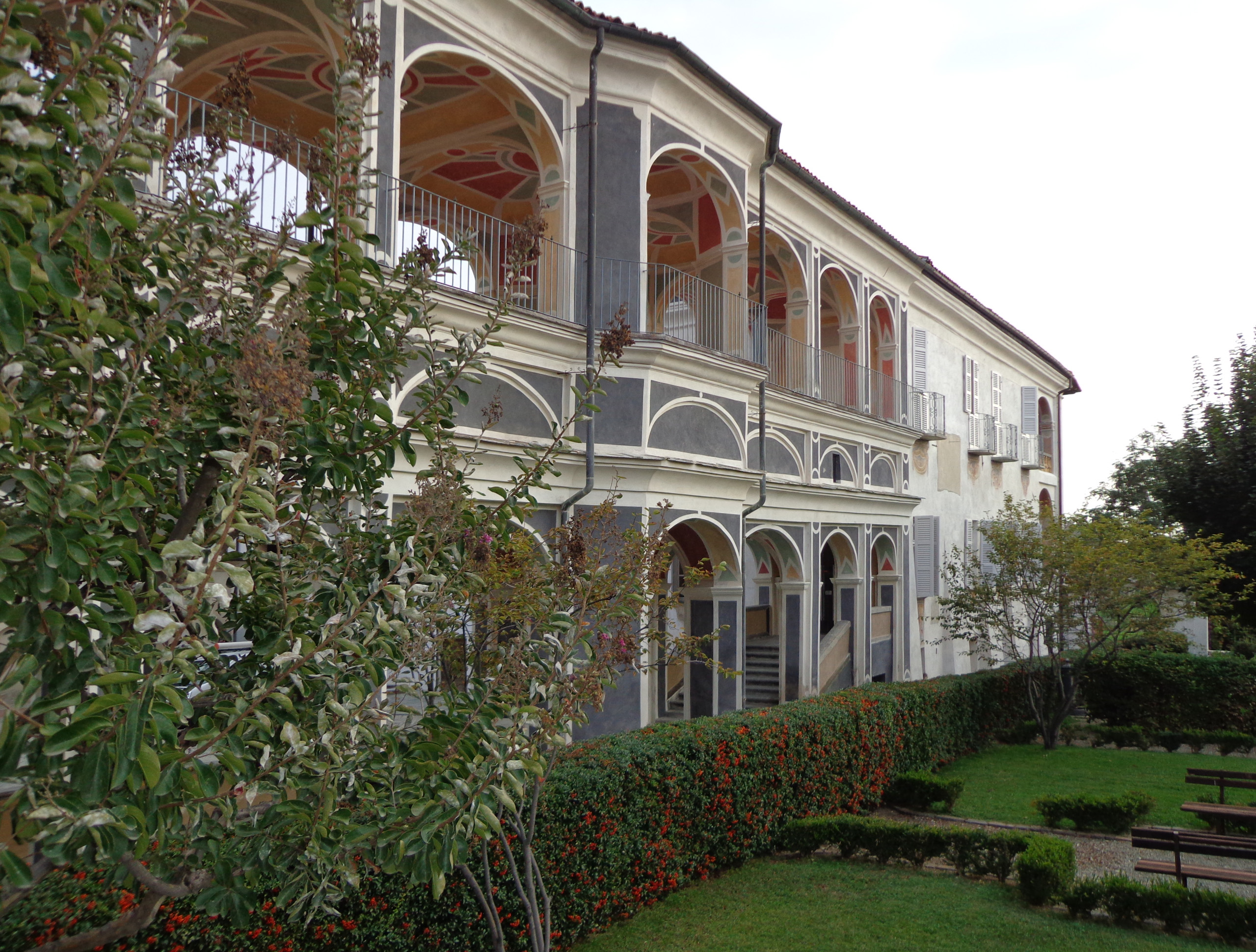 PALAZZO LA TOUR E GIARDINO DEGLI ALTENI 