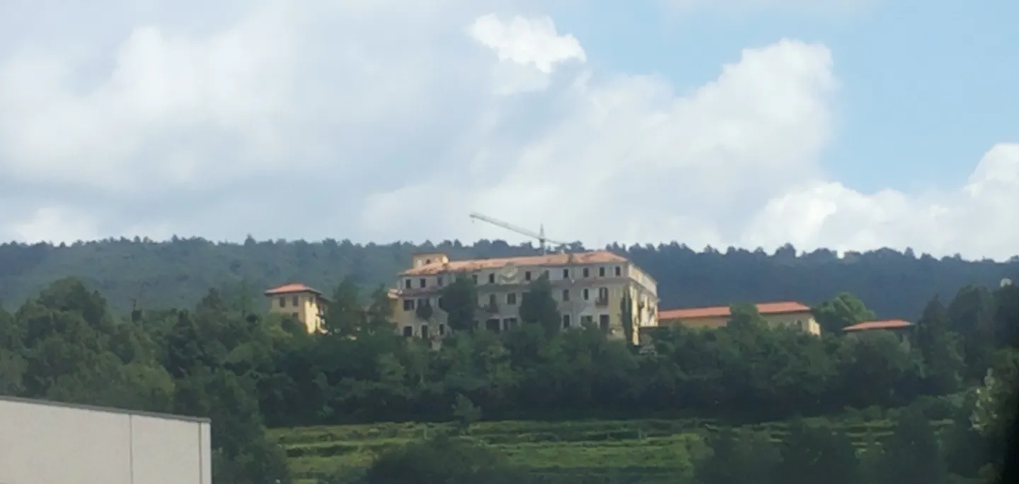 CASTELLO DI BOLLENGO CASTELLO DI BOLLENGO