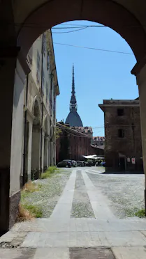 "CAVALLERIZZA, MANEGGIO, SCUDERIE, PIAGGERIA"