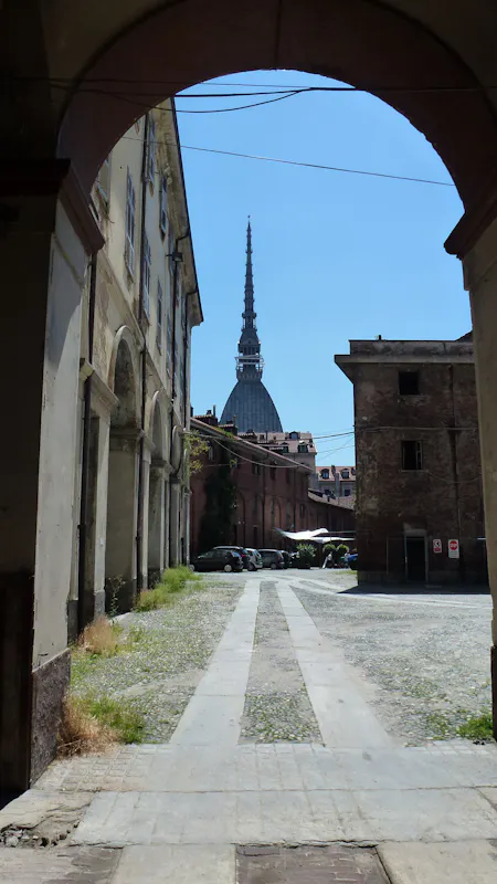 "CAVALLERIZZA, MANEGGIO, SCUDERIE, PIAGGERIA" "CAVALLERIZZA, MANEGGIO, SCUDERIE, PIAGGERIA"