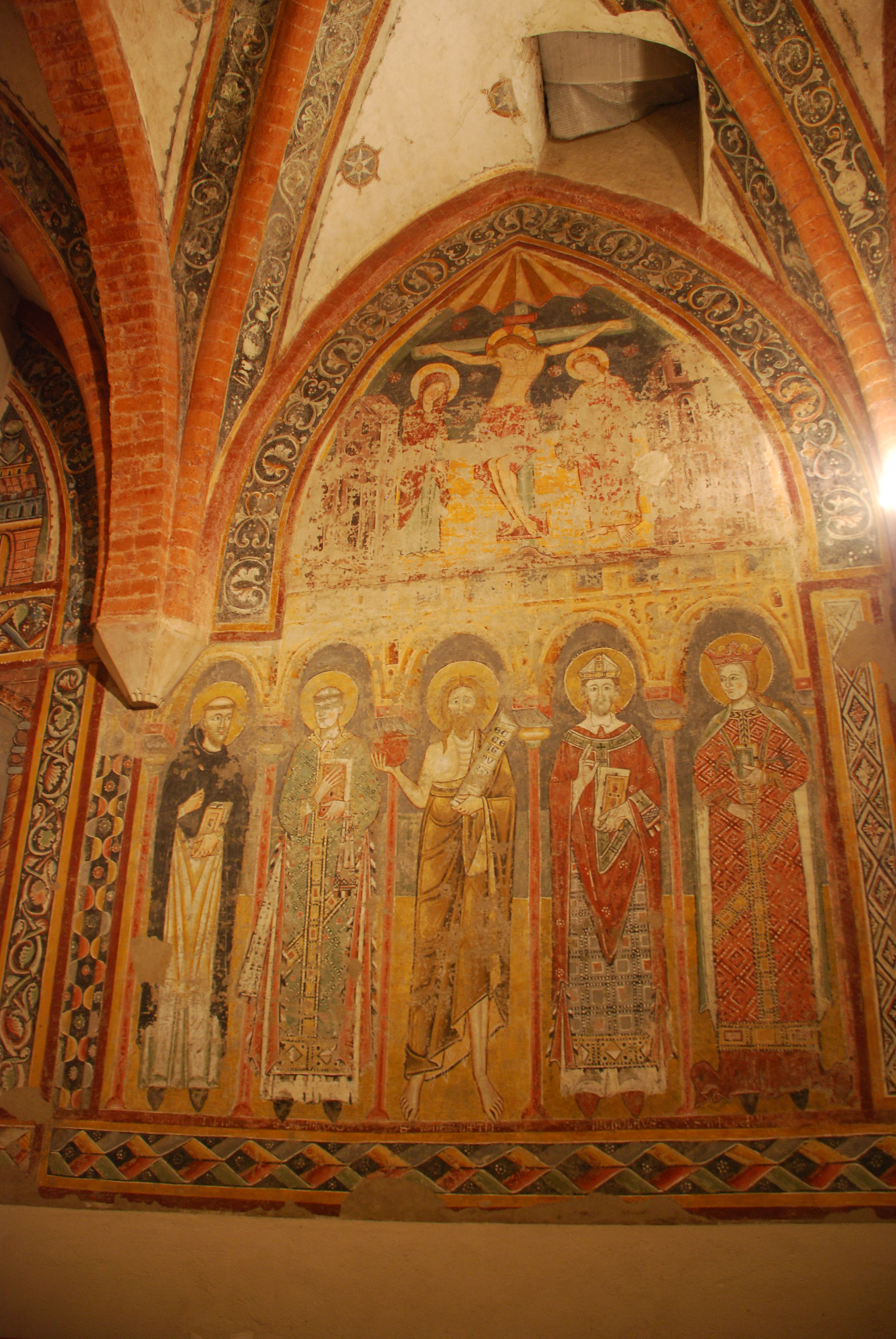 AFFRESCHI ALLA BASE DEL CAMPANILE DELLA CHIESA  DI SAN PAOLO | ph. FAI | © FAI - Fondo Ambiente Ital