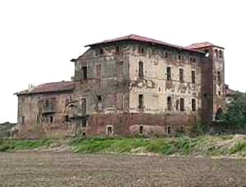 CASTELLO DI MOTTA DEI CONTI