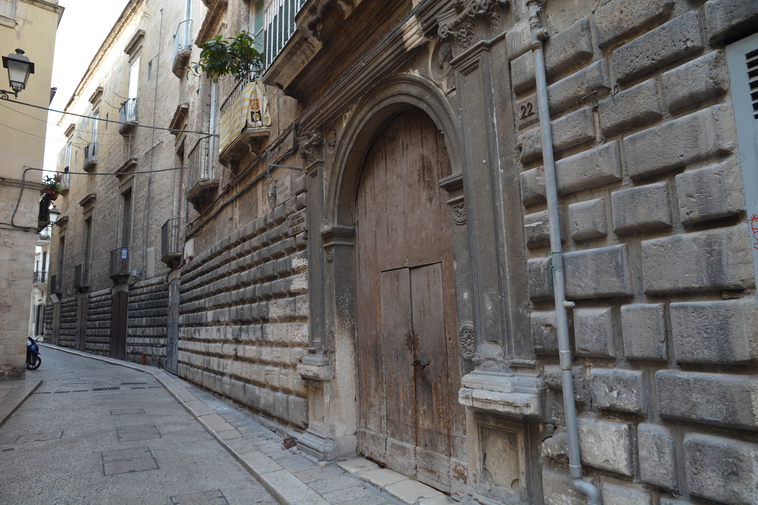 PALAZZO GIRONDA