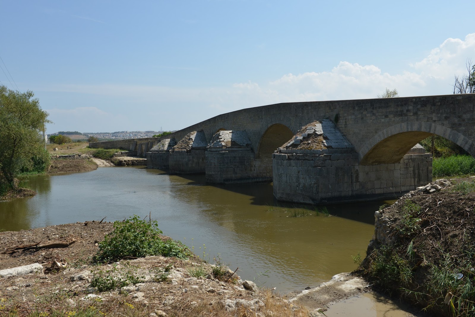 PONTE ROMANO SULL'OFANTO