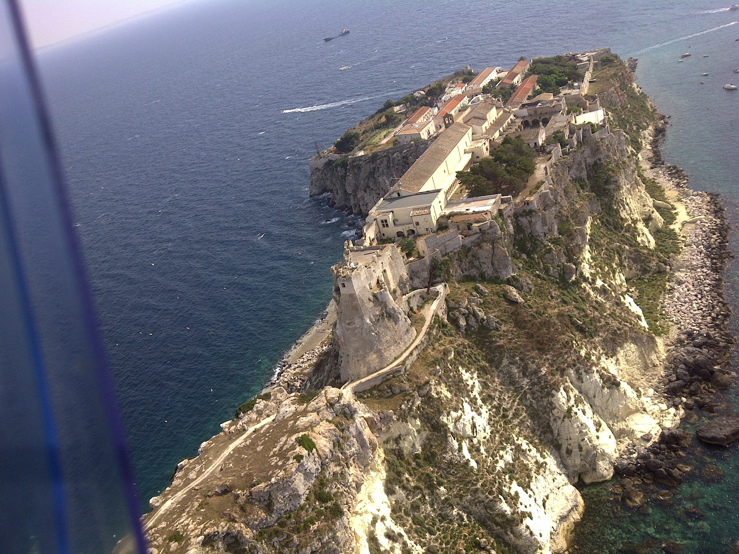 ABBAZIA DI SANTA MARIA A MARE