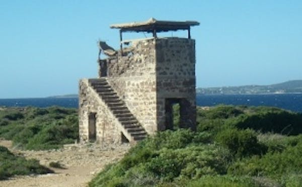 LA BATTERIA (TORRETTA DI AVVISTAMENTO LOCALITàMANGIABARCHE)