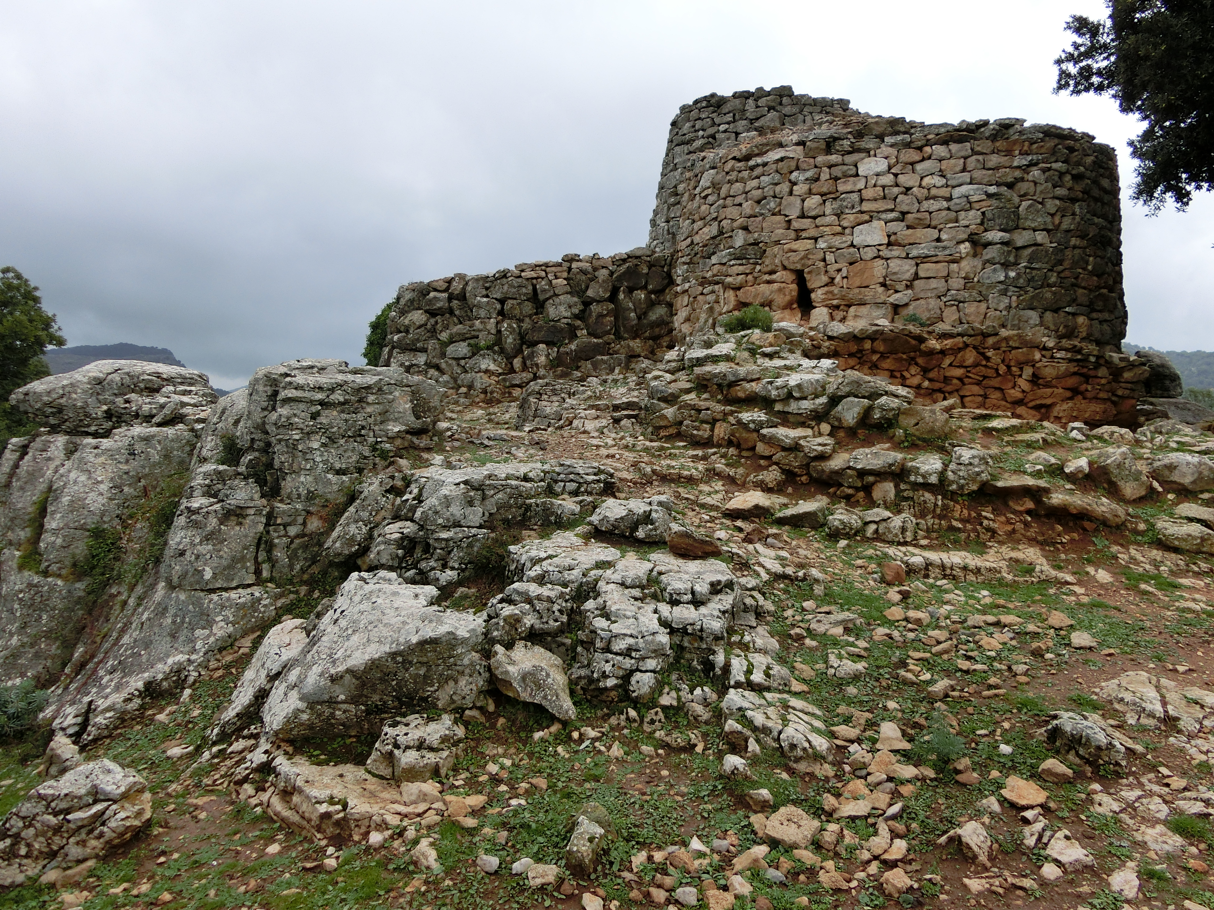 NURAGHE SERBISSI