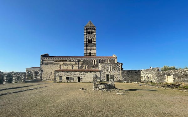 BASILICA DELLA SANTISSIMA TRINITÀ DI SACCARGIA