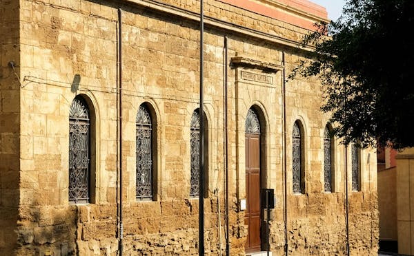 BIBLIOTECA COMUNALE "LA ROCCA"