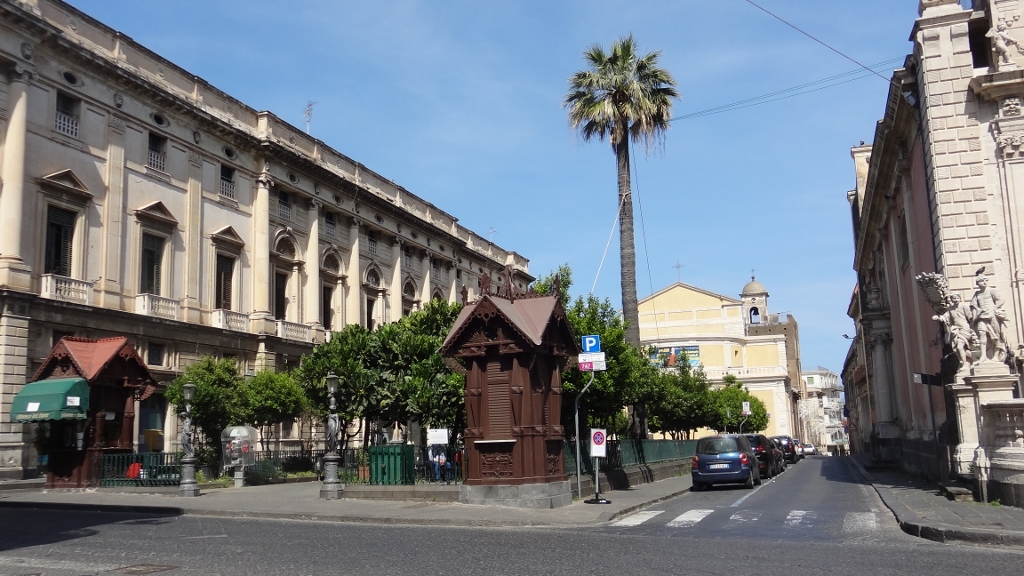 PIAZZA LIONARDO  VIGO