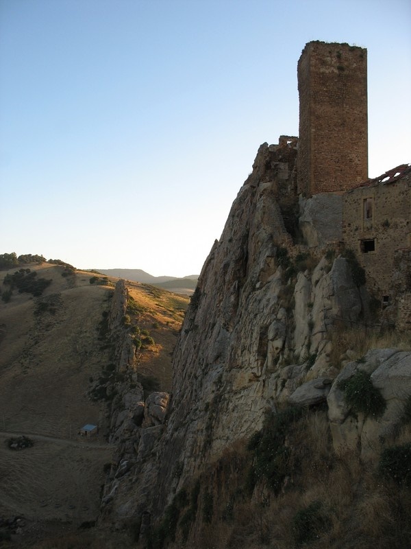 CASTELLO DEI GRESTI O DI PIETRATAGLIATA