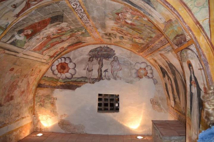 LOCALI IPOGEI CHIESA MARIA SANTISSIMA DELLA CATENA (BADIA)