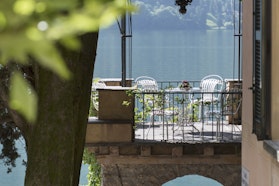 Terrazzino, VILLA FOGAZZARO ROI, VALSOLDA (CO )