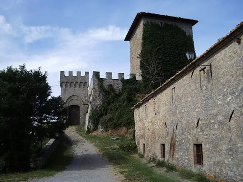CASTELLO PICCOLOMINI DI TRIANA