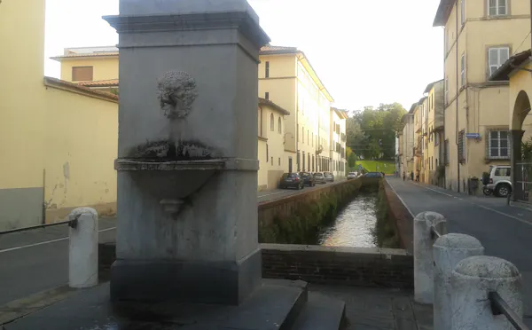 FONTANA SUI FOSSI A PORTA SAN GERVASIO