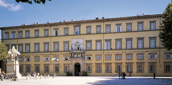 PALAZZO DUCALE DI LUCCA 