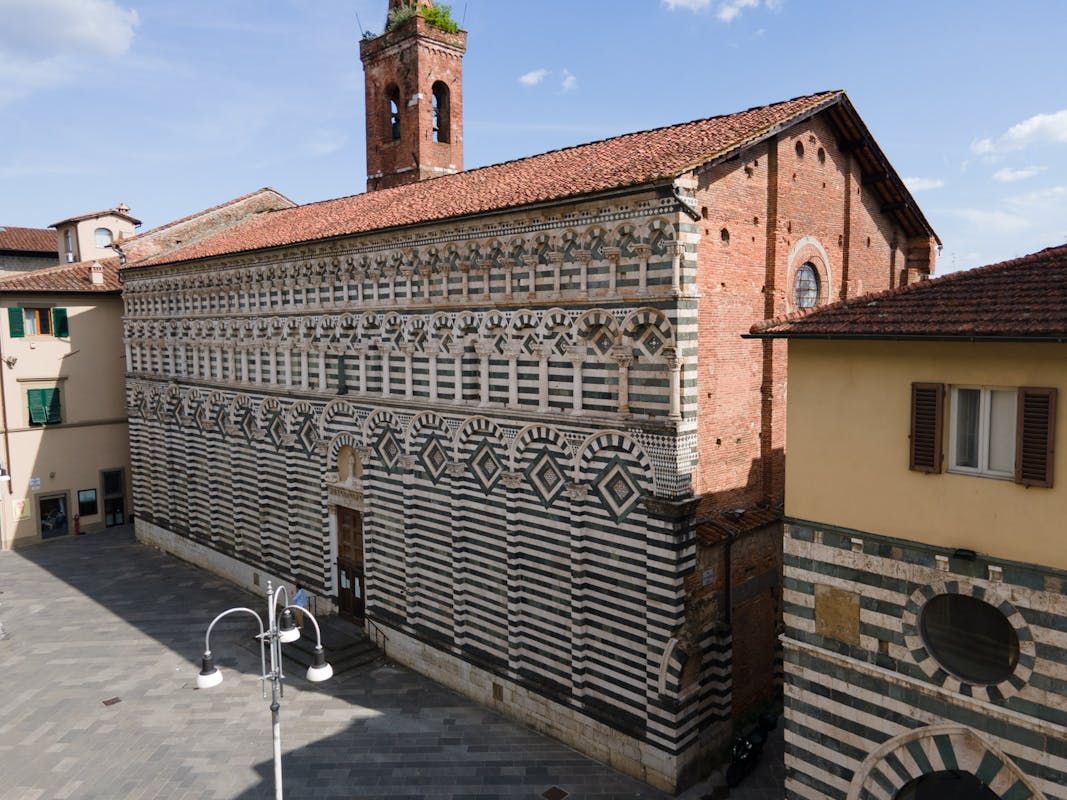 Chiesa e Chiostro di San Giovanni Fuorcivitas Chiesa e Chiostro di San Giovanni Fuorcivitas