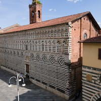 Chiesa e Chiostro di San Giovanni Fuorcivitas Chiesa e Chiostro di San Giovanni Fuorcivitas