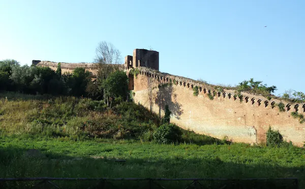LE VALLI VERDI DELLA CITTA' DI SIENA - LA VALLE DI FOLLONICA