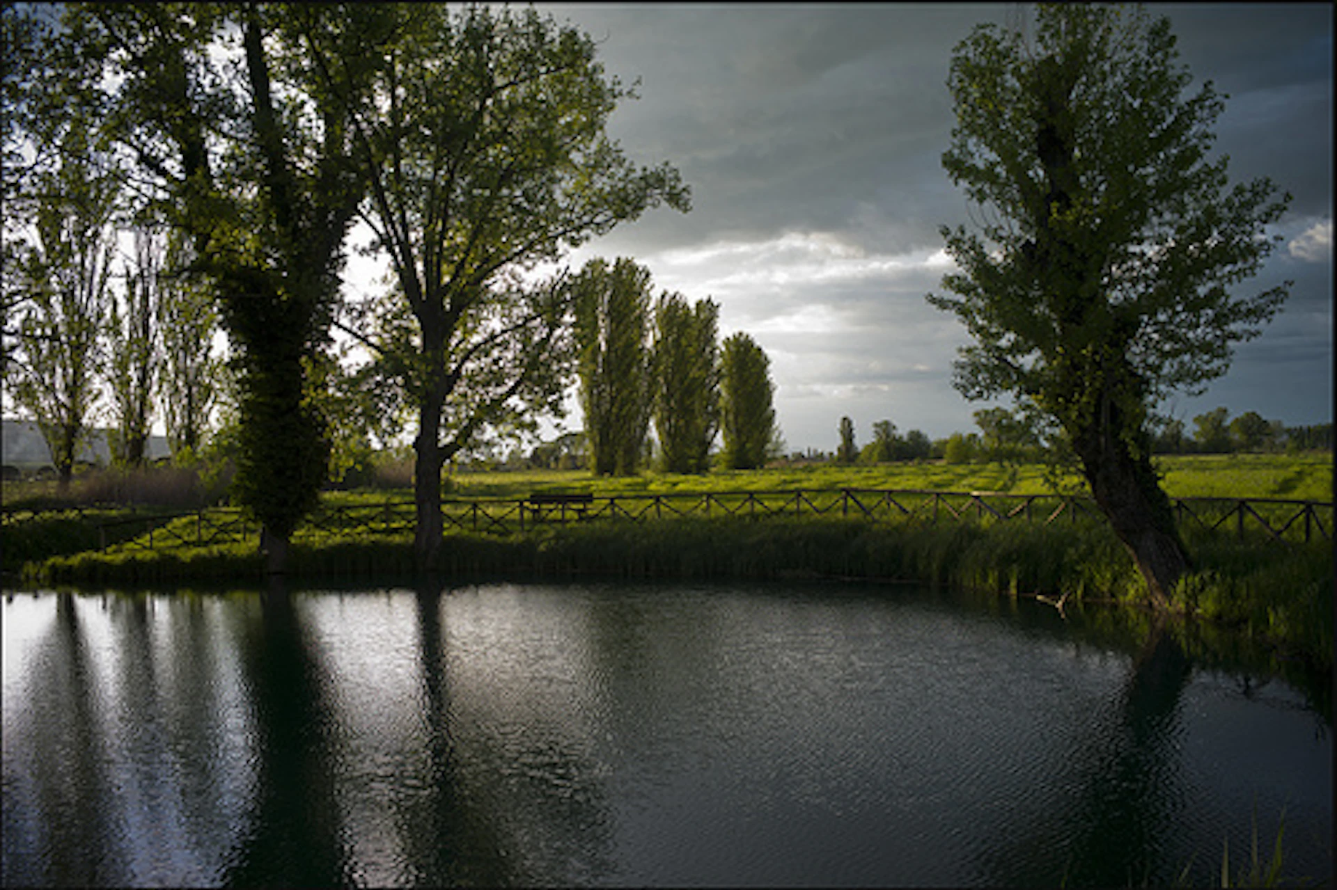 Lago Aiso O Abisso A Bevagna