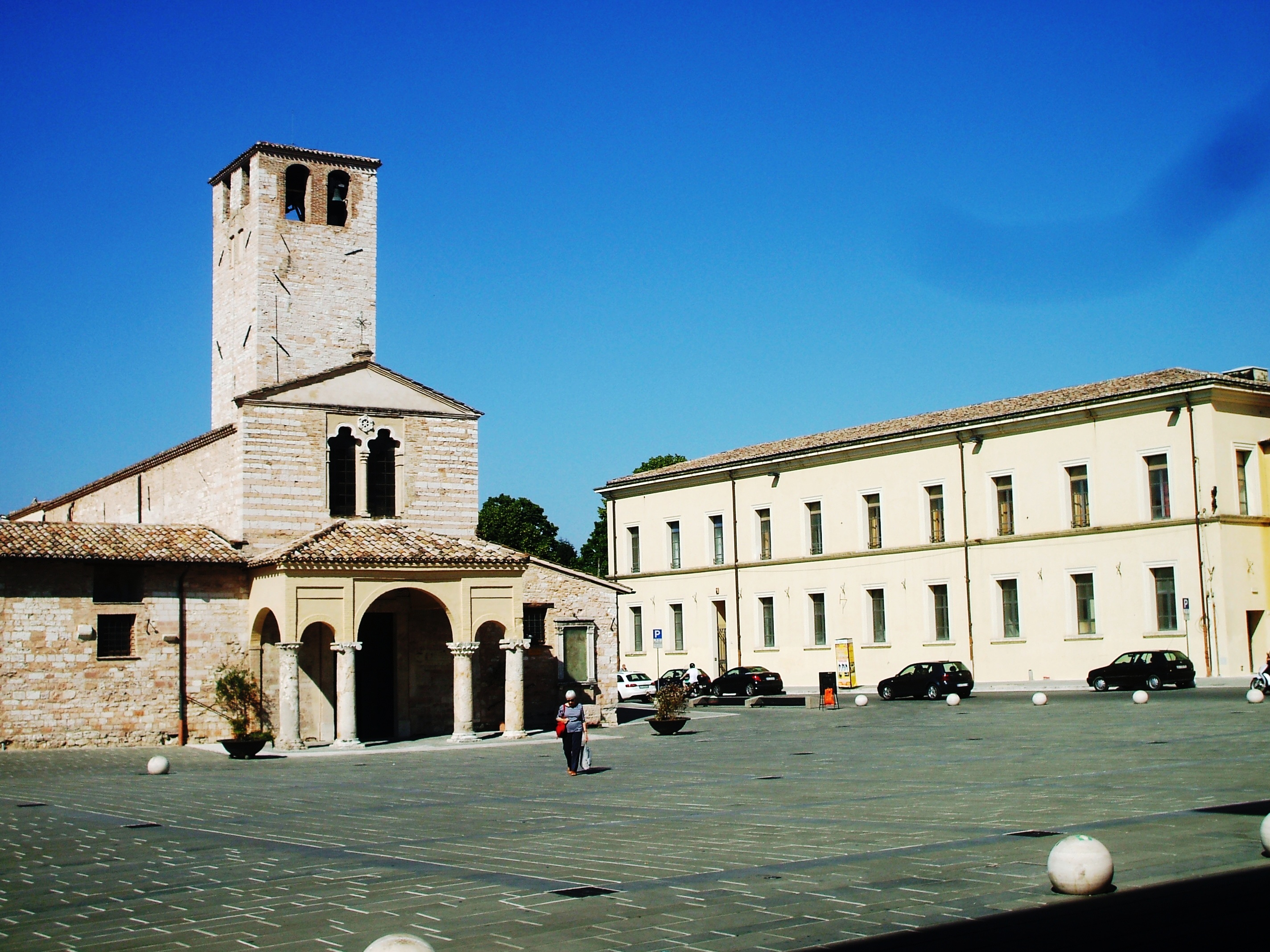 PIAZZA SAN DOMENICO 