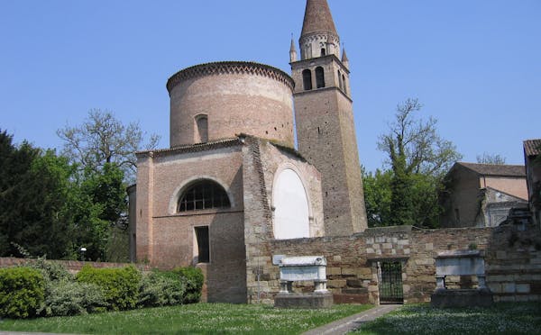 ABBAZIA DELLA VANGADIZZA