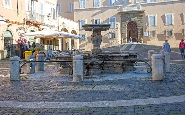 FONTANA DEL BERNINI, CASTEL GANDOLFO - PIAZZA DELLA LIBERTÀ