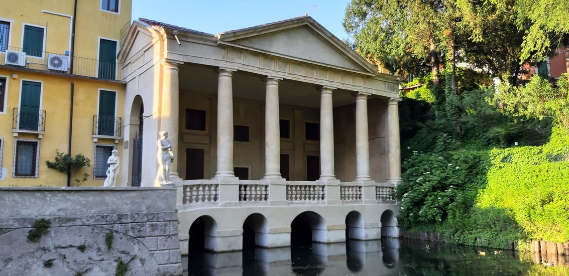 LOGGIA VALMARANA