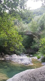 PONTE ROMANICO SUL RIO CARNE