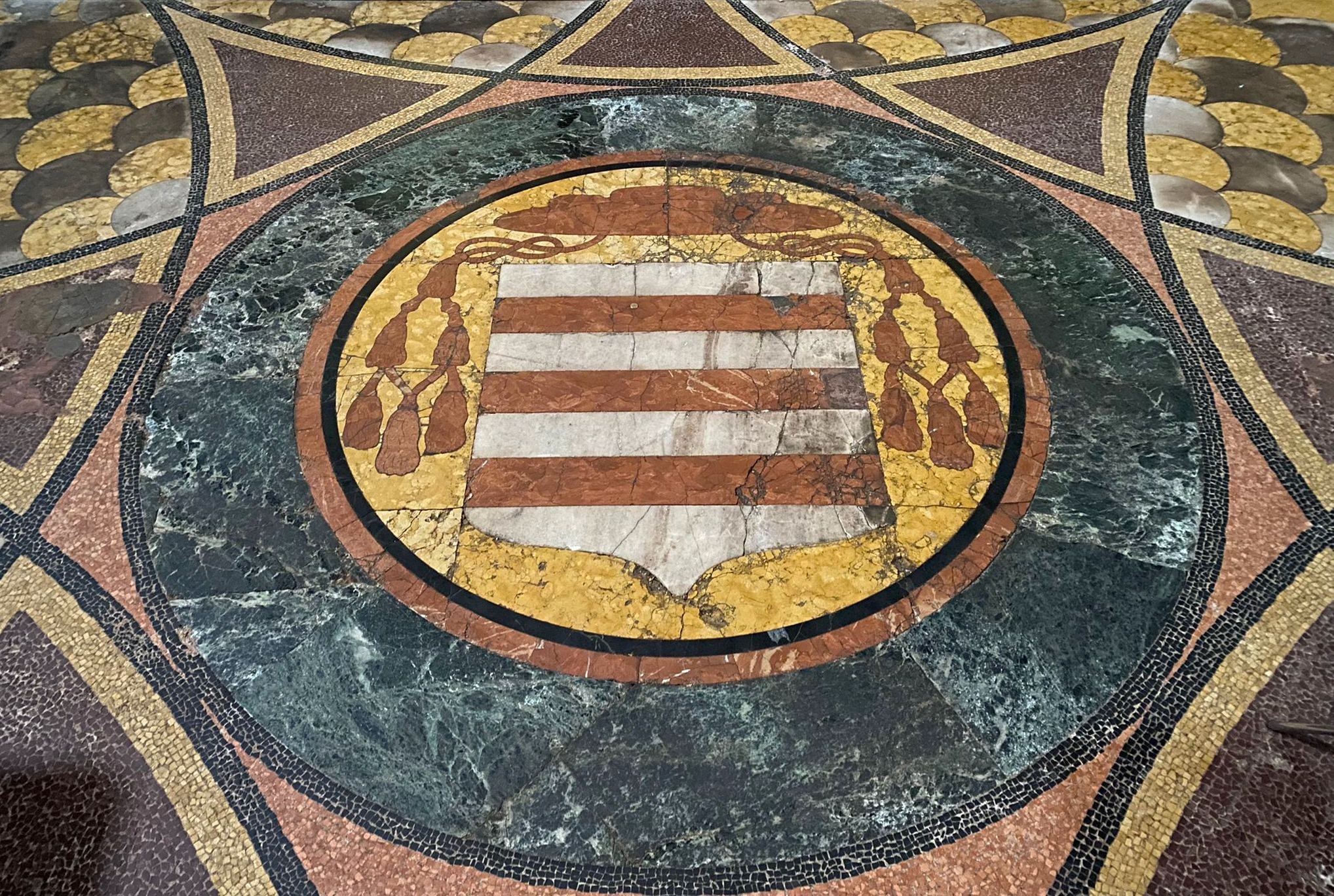 BASILICA DI SAN GAUDENZIO: MOSAICO DEL CARDINAL CACCIAPIATTI
