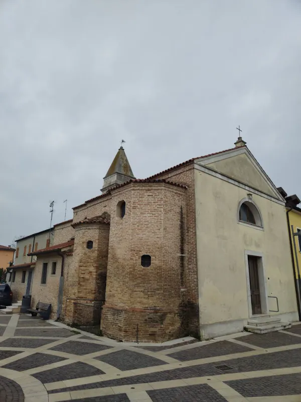 CHIESETTA ANTICA DI SANT'ANNA DI CHIOGGIA CHIESETTA ANTICA DI SANT'ANNA DI CHIOGGIA
