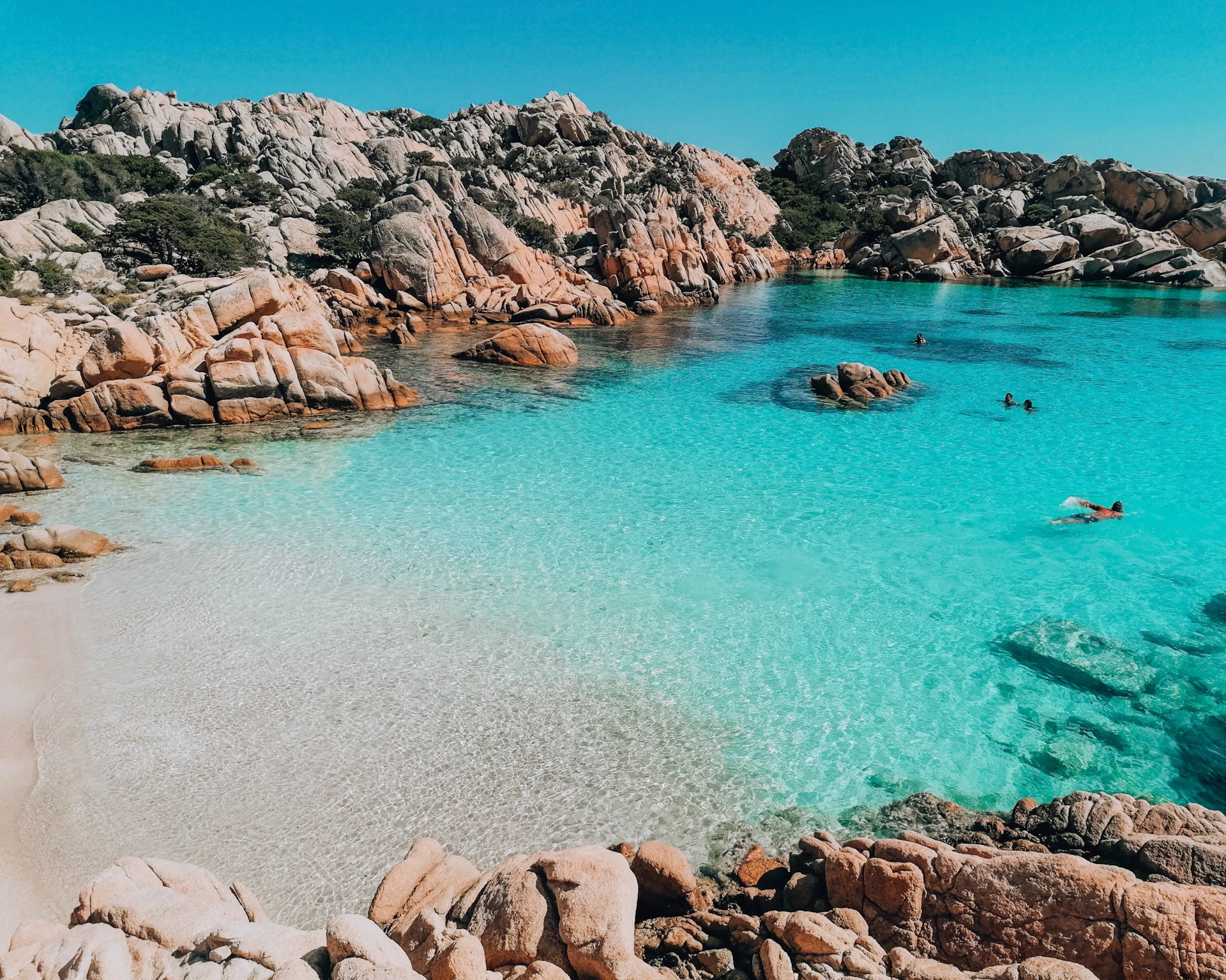 SPIAGGIA DEL RELITTO ISOLA DI CAPRERA I Luoghi Del Cuore FAI SPIAGGIA DEL RELITTO ISOLA DI CAPRERA I Luoghi Del Cuore FAI