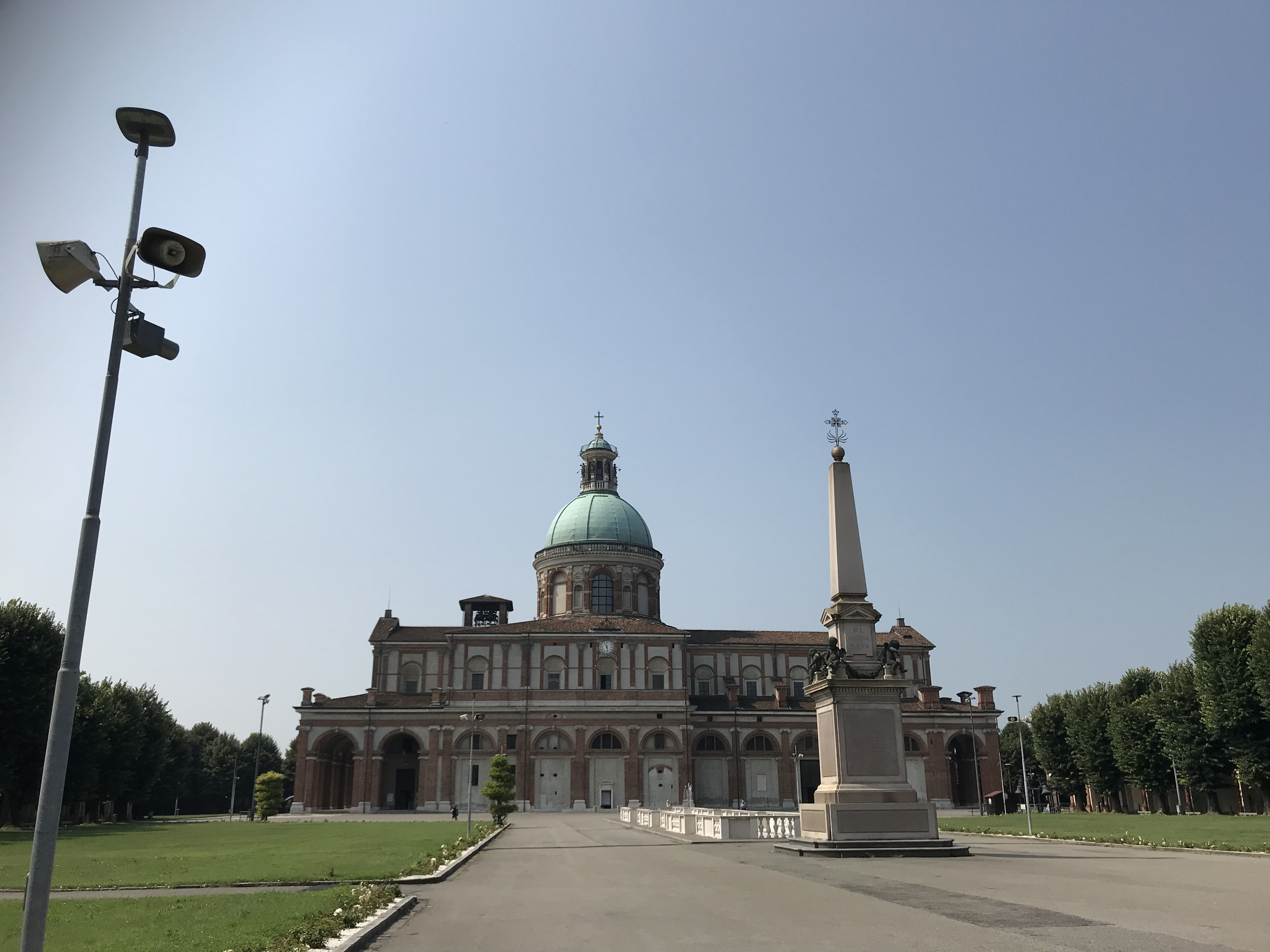SANTUARIO MADONNA DI CARAVAGGIO