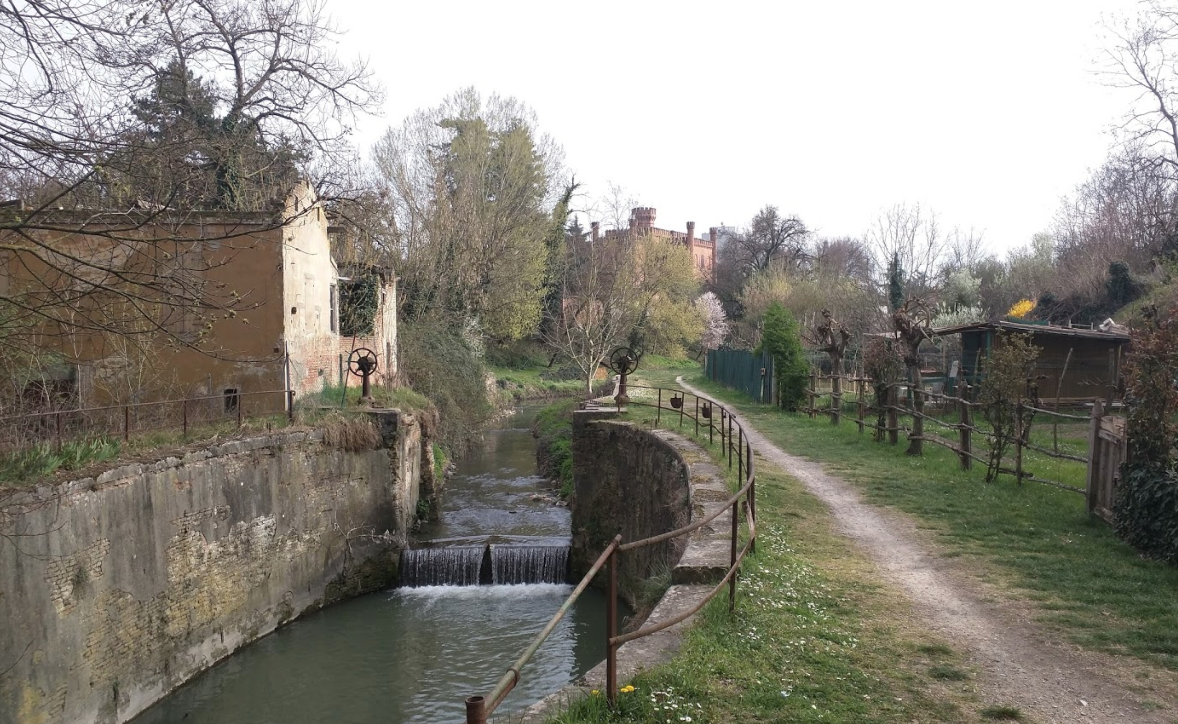 CANALE NAVILE: SOSTEGNI E OPERE IDRAULICHE