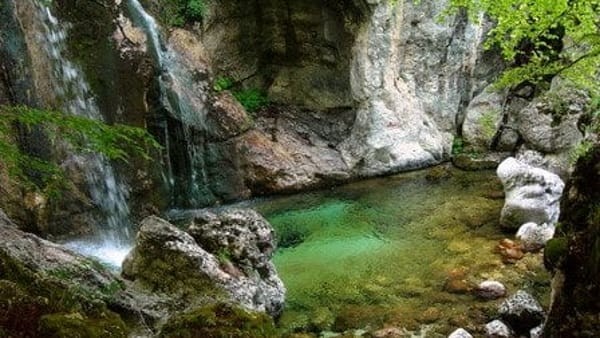 RIFUGIO ACQUANERA
