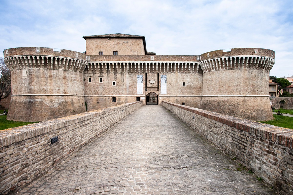 ROCCA ROVERESCA | I Luoghi del Cuore - FAI