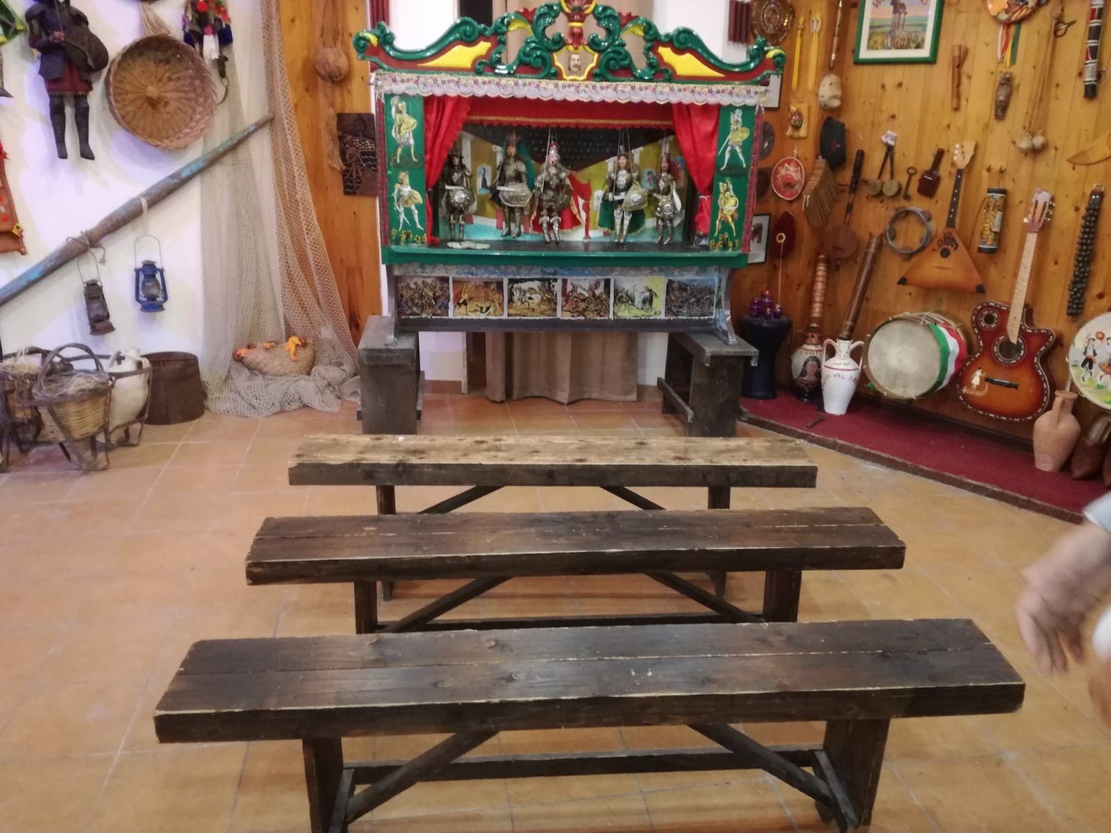 OFFICINA DELLE TRADIZIONI POPOLARI