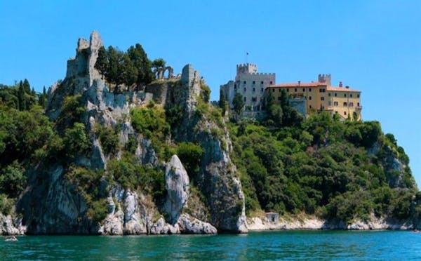 CASTELLO DI DUINO