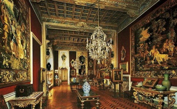 VILLA CAGNOLA