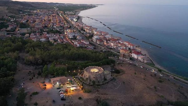 SPIAGGIA DI TORRE MELISSA